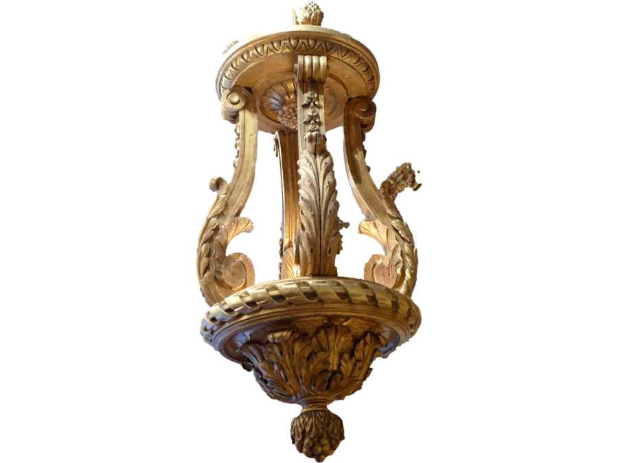 Lanterne De Style Louis XIV En Bois Sulpte Et Doré - lanternes