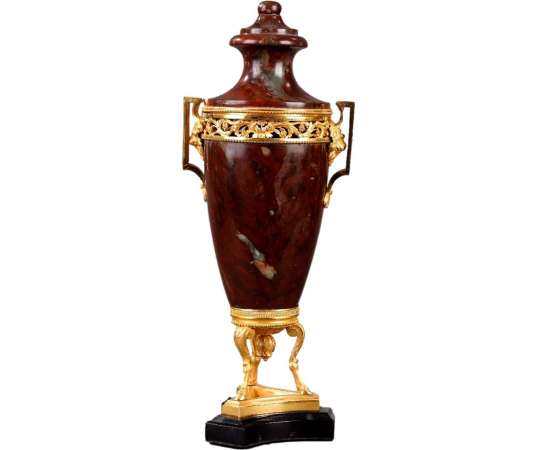 Brûle parfum néo classique marbre griotte et bronze doré - Objets d'art