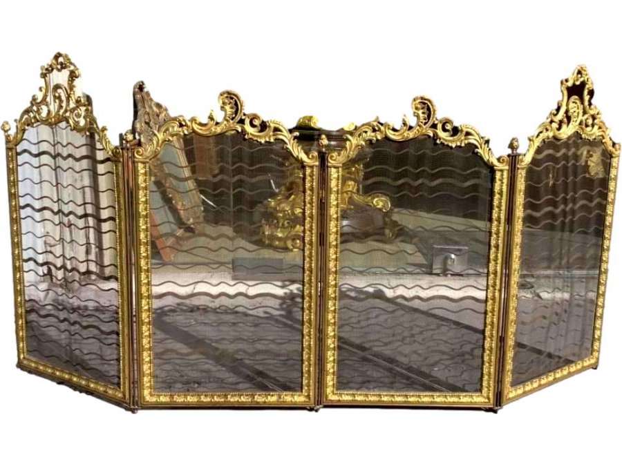 Pare Feu Quatre Feuilles En Bronze Doré 19 Eme Siècle Style Louis XV