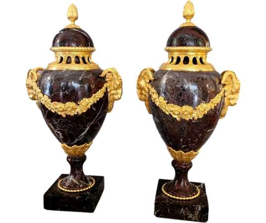 A Pair Of Covered Vases, Red Campan Marble Gilded Bronze - cups, basins, cassolettes