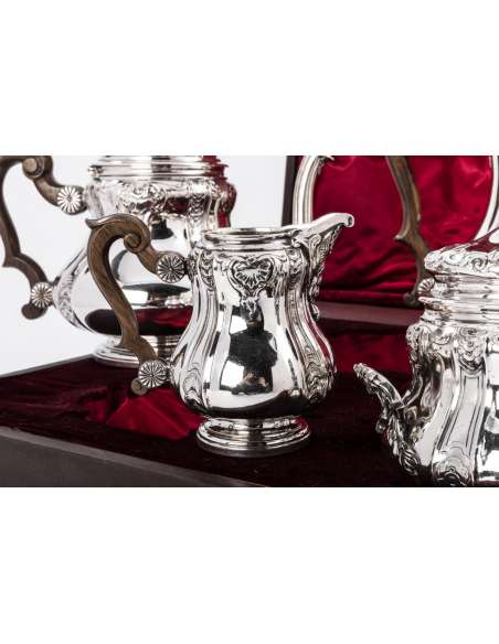Silver tea and coffee set in its box - XIXth - Goldsmith Boin Taburet --Bozaart