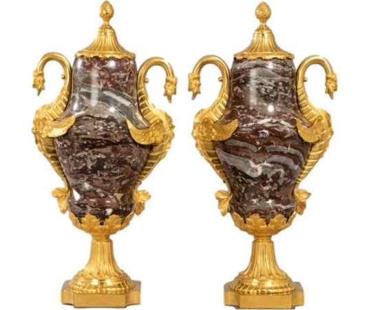 Pair Of Large Covered Vases In Marble And Gilded Bronze - cups, basins, cassolettes