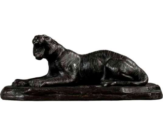 Lioness signed CARVIN in Bronze - Animal bronzes