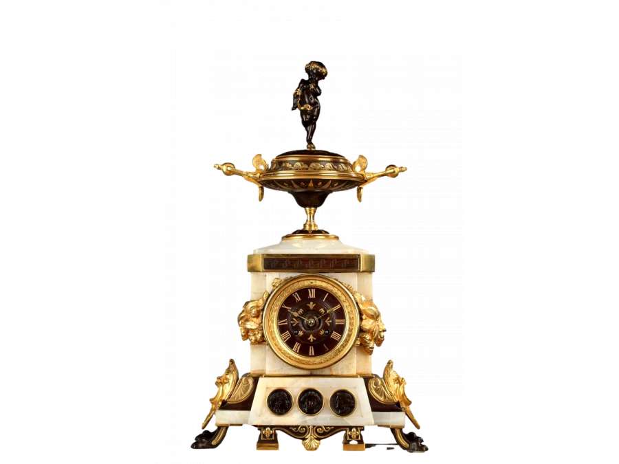 Neo-Etruscan Pendulum