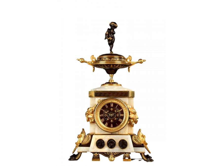 Neo-Etruscan clock - ancient clocks