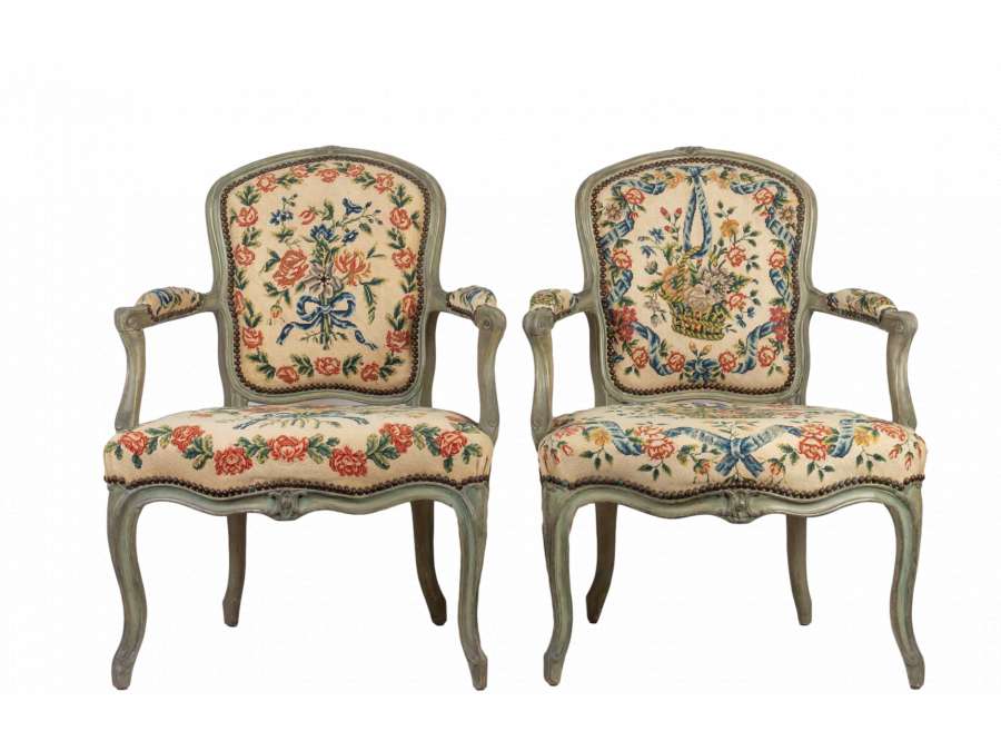 A Pair of Louis XV period (1724 - 1774) armchairs. 18th century.