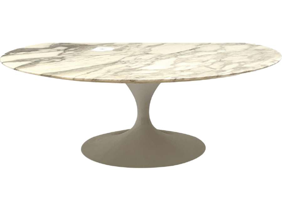 Round marble "tulip" table + Knoll & Eero Saarinen circa 1970