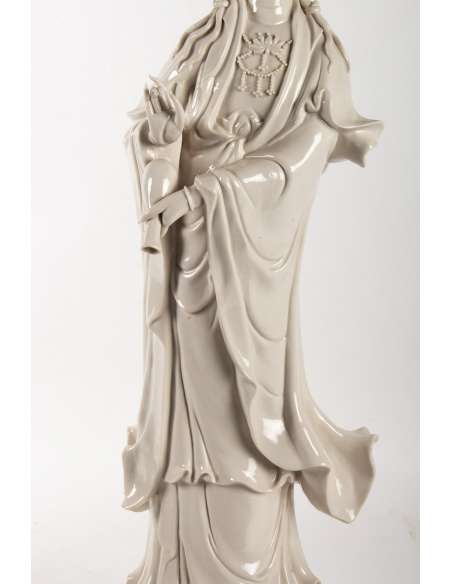 Guanyin. Twentieth century.-Bozaart