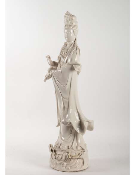 Guanyin. Twentieth century.-Bozaart