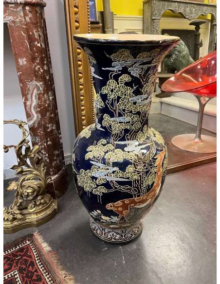 Vase Chinois en Porcelaine Bleue Style Art Contemporain-Bozaart