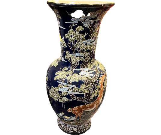 Chinese Vase in Blue Porcelain Contemporary Art Style