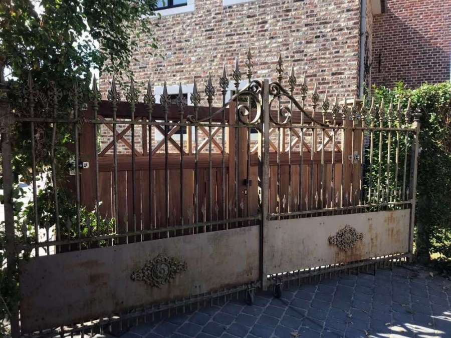 18th century property gate in wrought iron
