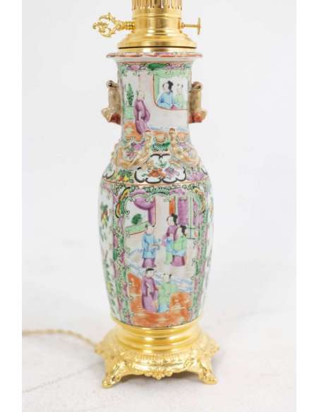 Paire de lampes en porcelaine de Canton, 19ème siècle-Bozaart