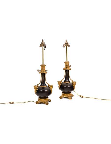 Paire De Lampes En Tôle Et Bronze Doré, Circa 1880, Op529901 - lampes à pétrole-Bozaart