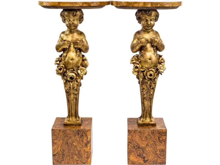 Pair of consoles representing putti+ in wood. End of 19th century