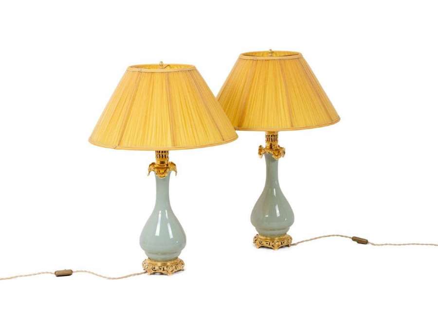 Pair of lamps in porcelain+19th century
