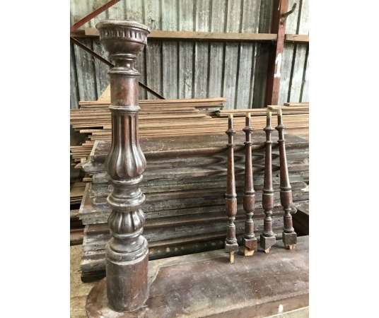 Large 19th century oak theater mezzanine staircase