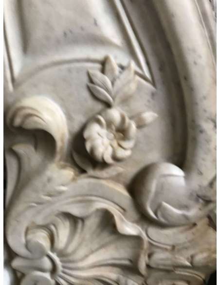 Louis 15 marble fireplace with three shells from the 19th century-Bozaart