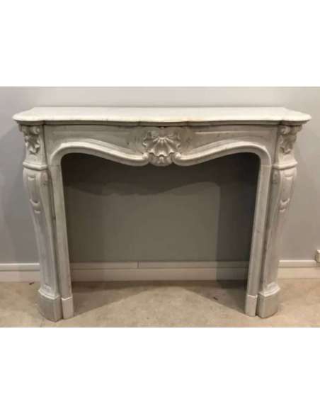 Classic white marble fireplace in the Louis 15 style-Bozaart
