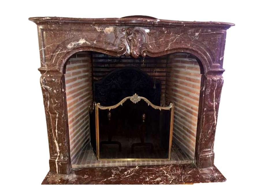 Louis 15 red marble fireplace from the 19th century