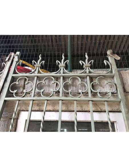 Double wrought iron gate from the 19th century-Bozaart