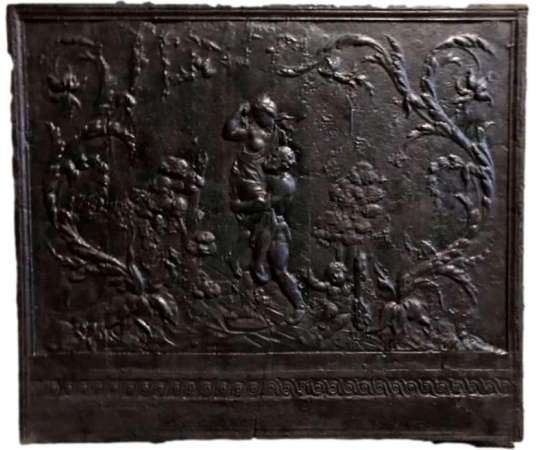 Plaque de cheminée mythologique en fonte du 18eme siècle