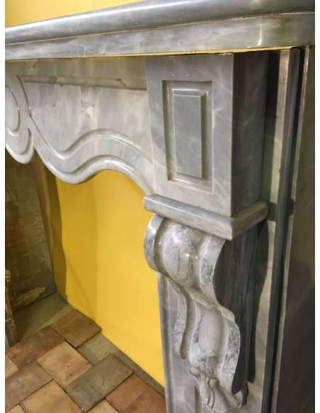 Ancient fireplace Louis 15 in marble from the 19th century-Bozaart