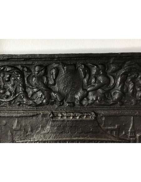 Large cast iron fireplace surround from the 17th century-Bozaart