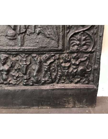 Large cast iron fireplace surround from the 17th century-Bozaart