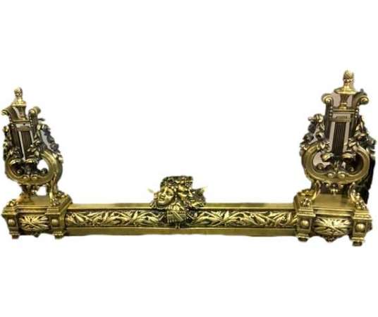 Bar of fire andirons in bronze of the 19th century