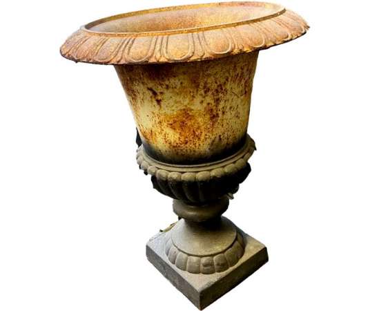 19th century Medici cast iron basins