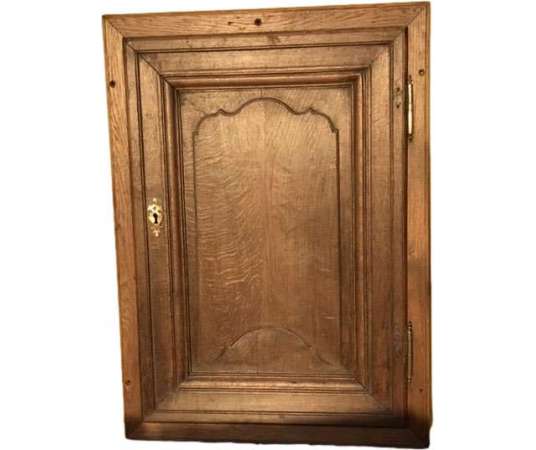 Small Louis 15 oak cupboard from the 18th century