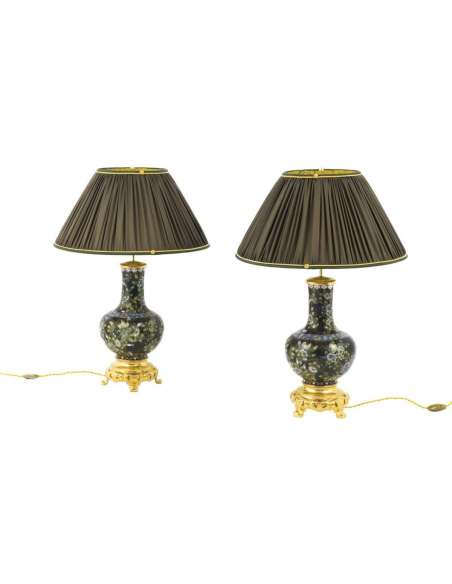 Pair of black cloisonne enamel and gilded bronze lamps, circa 1880 - LS37131001 - lamps-Bozaart