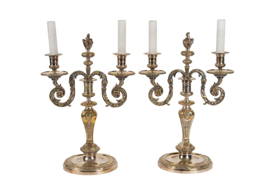 Paire de candélabres de style Régence +XIXème siècle.