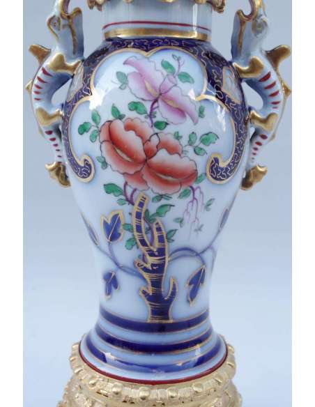 Paire de lampes en porcelaine de Valentine à prises lézards, circa 1880 - LS3458961 - lampes à pétrole-Bozaart