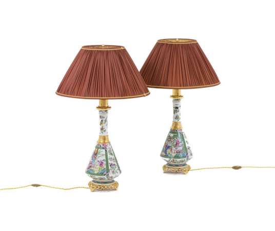 Paire De Lampes En Porcelaine De Canton, Circa 1880 - Ls 40771061 - lampes