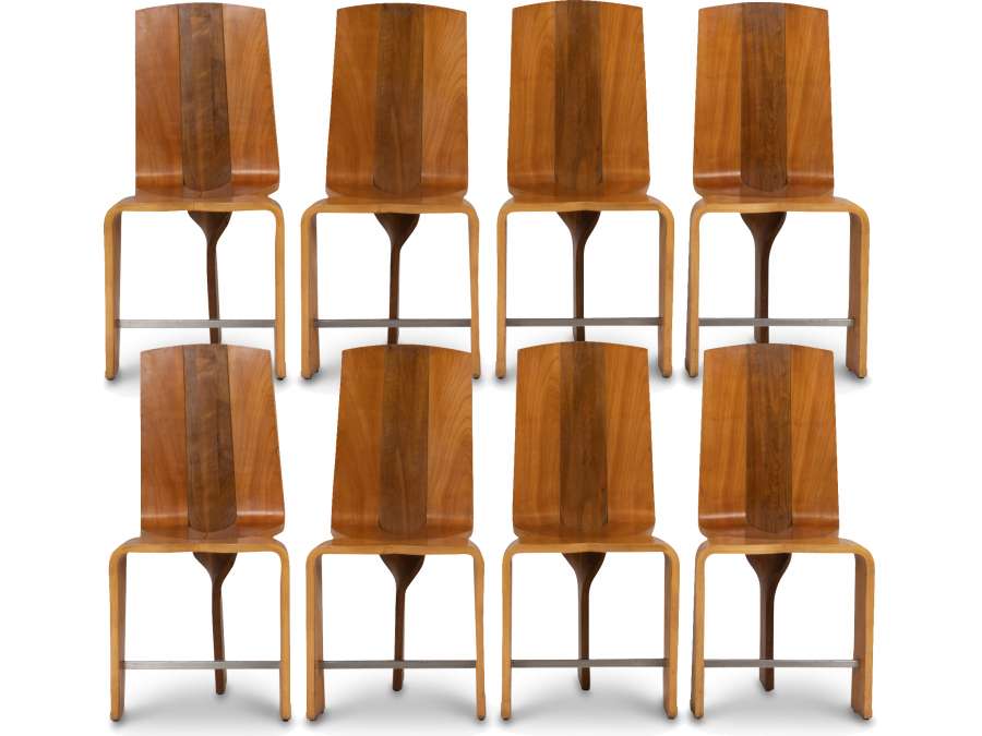 Série de huit chaises en merisier blond+ circa 1980