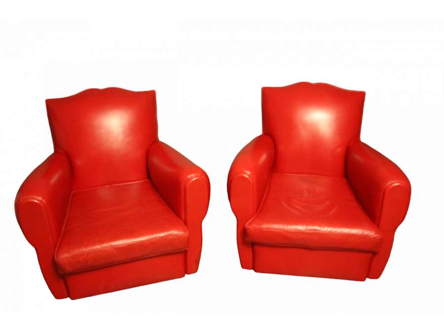 Pair of antique leather club chairs+ from the 20th century