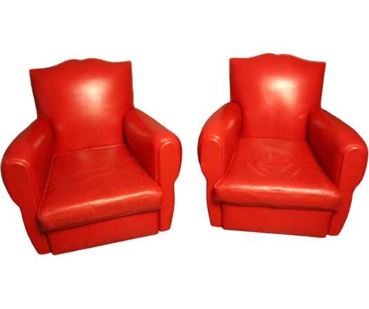 Pair of antique leather club chairs from the 20th century