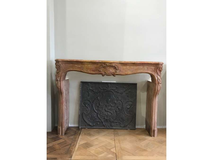 ELEGANT OLD REGENCY STYLE FIREPLACE MADE IN THE 18TH CENTURY IN BURGUNDY STONE