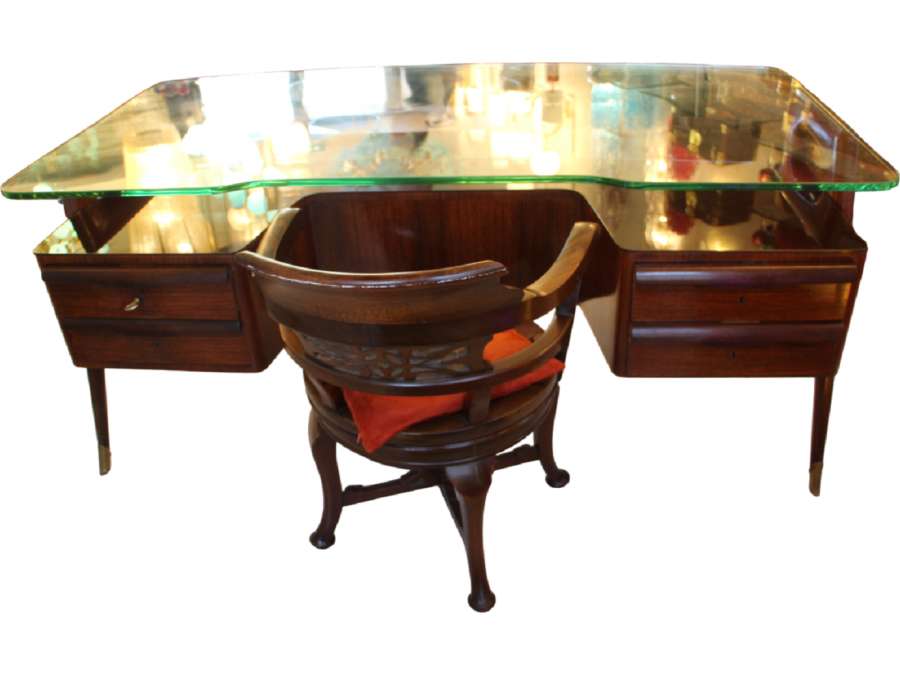 Italian desk of Vittorio Dassi from the 20th century