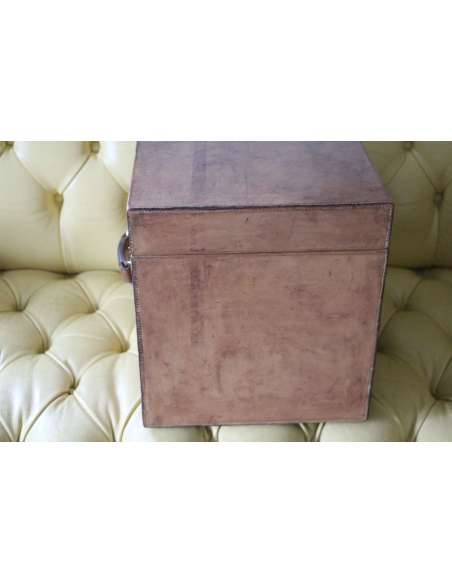 Leather cube hat trunk from the 20th century-Bozaart