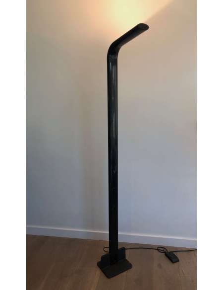 Vintage black lacquered metal floor lamp from the 20th century-Bozaart