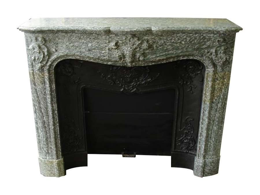 Antique Louis XV style fireplace in vert d'estour marble dating 19th century