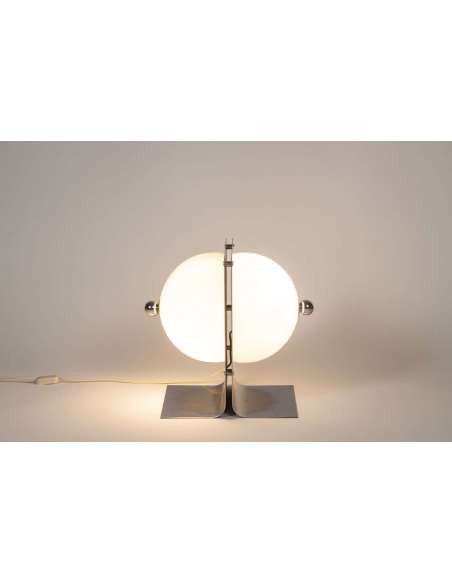 Lampe de table vintage en métal et opaline du 20ème siècle-Bozaart