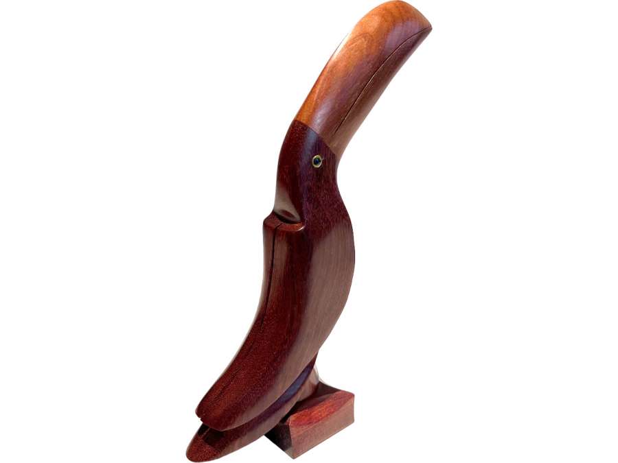 Toucan in exotic wood with glass eyes+ from the 20th century