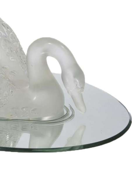 Swan head down in crystal by René Lalique from the 20th century-Bozaart