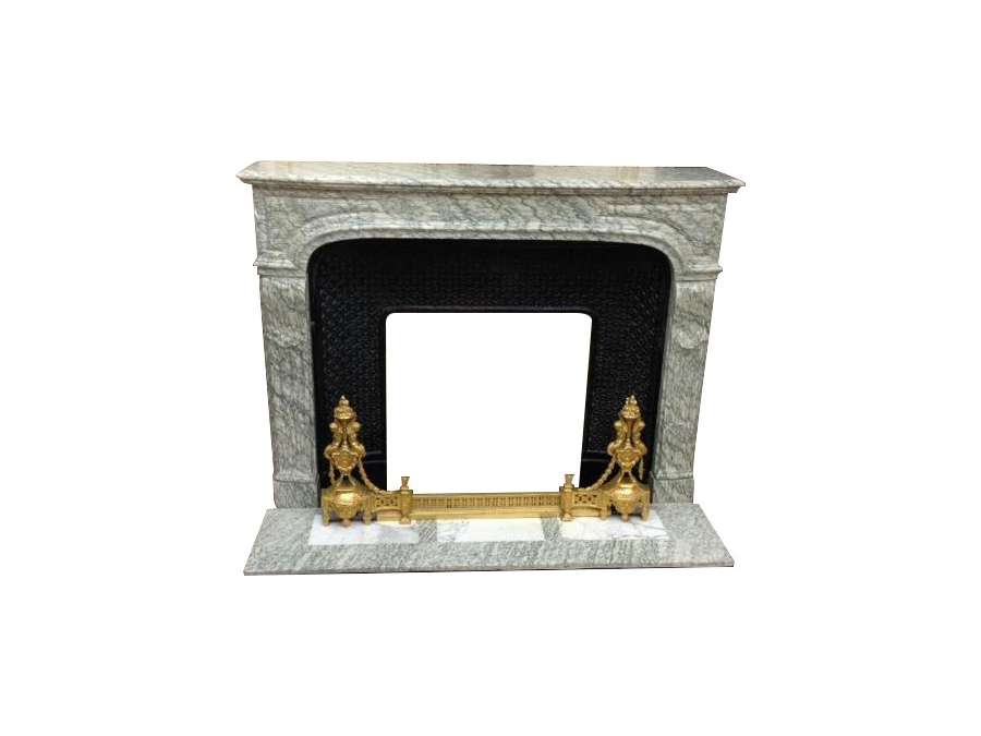 Antique Louis XIV fireplace dating from the end of the 19th century in green estour marble.