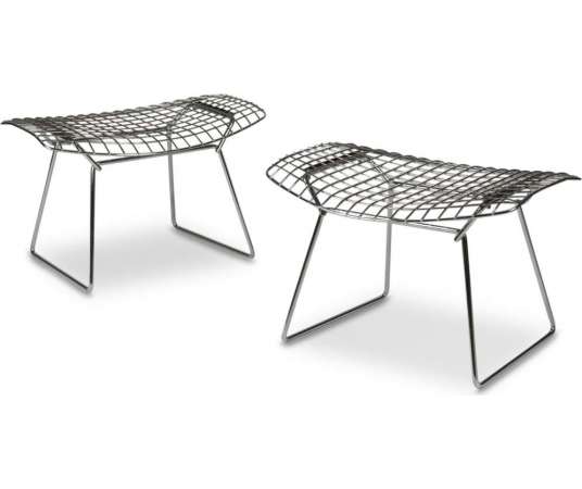 Chromed metal stools by Harry Bertoïa for Knoll from the 20th century