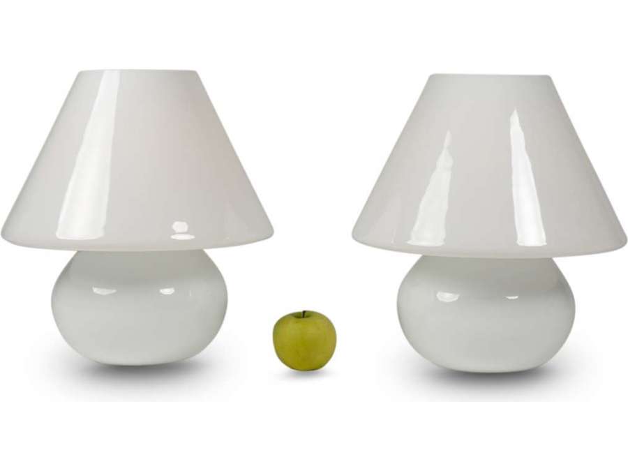 Pair of white opaline lamps from the 20th century by Paolo Venini